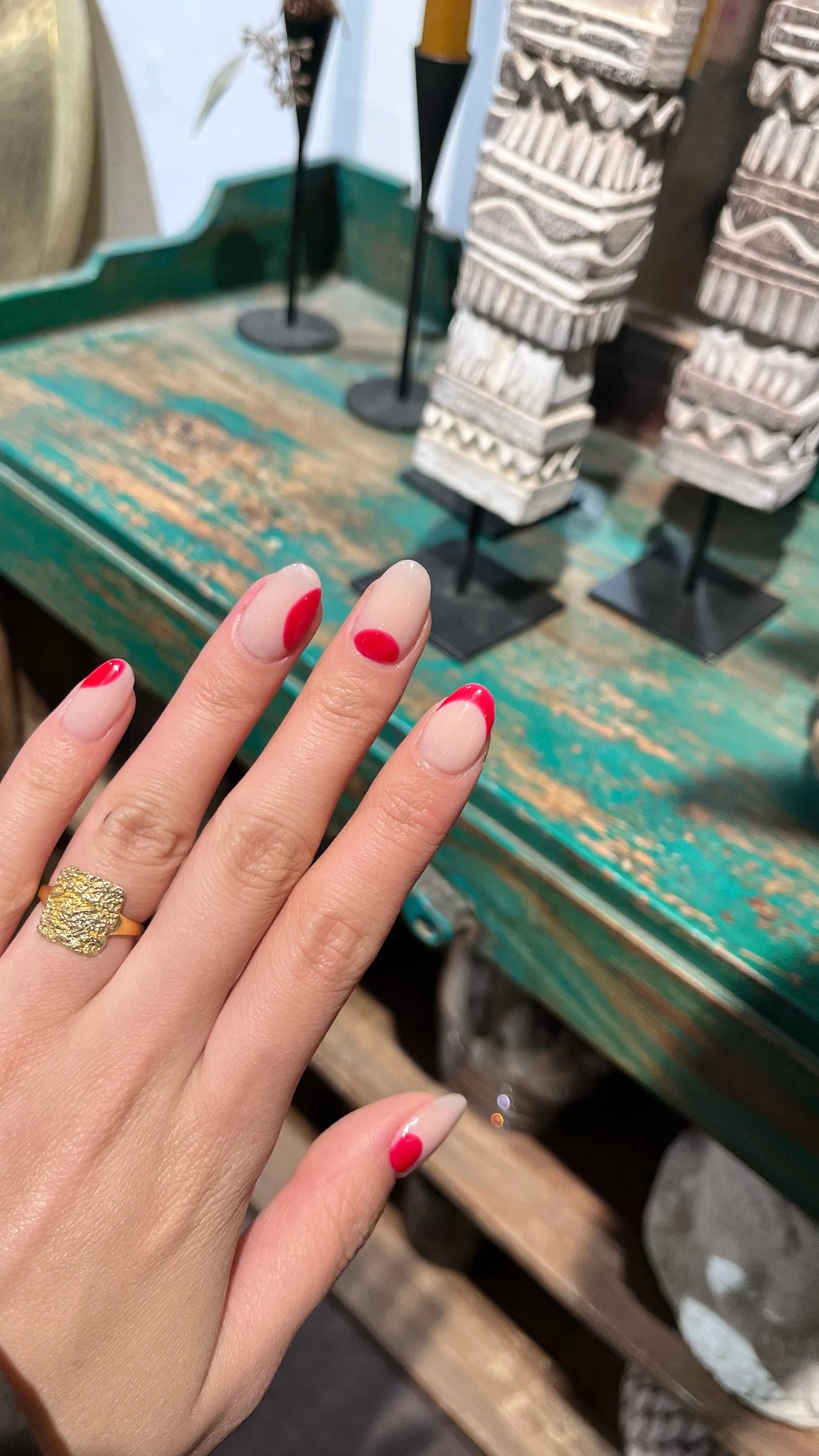 Nageldesign rot: So wählen Sie Ihren idealen Rotton