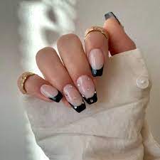 Wie man Gelnägel French selbst zu Hause macht